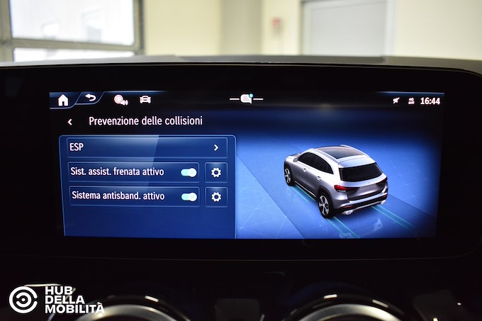 MERCEDES-BENZ GLA 200 d Automatic AMG Line Advanced Plus
